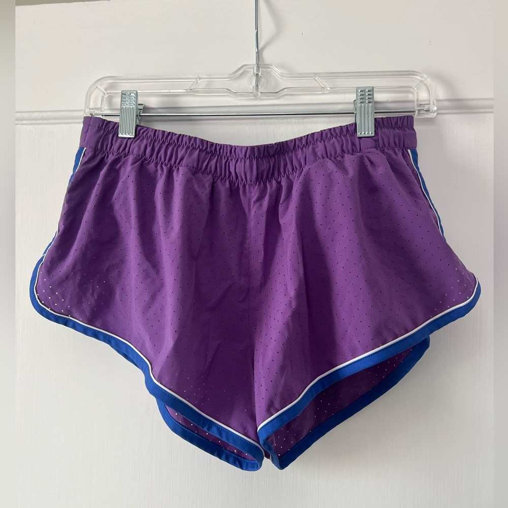 Rabbit Repeats 4” Meadow Violet Running Shorts Size Medium